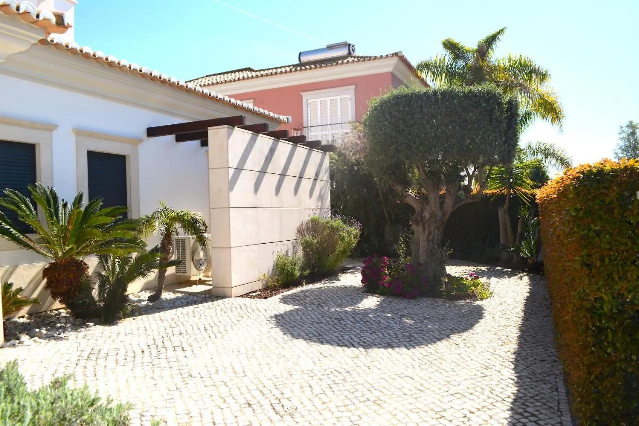 Casa Das Oliveiras - Moradia De Luxo T4 Na Praia De Faro Villa 0*,  Portugal