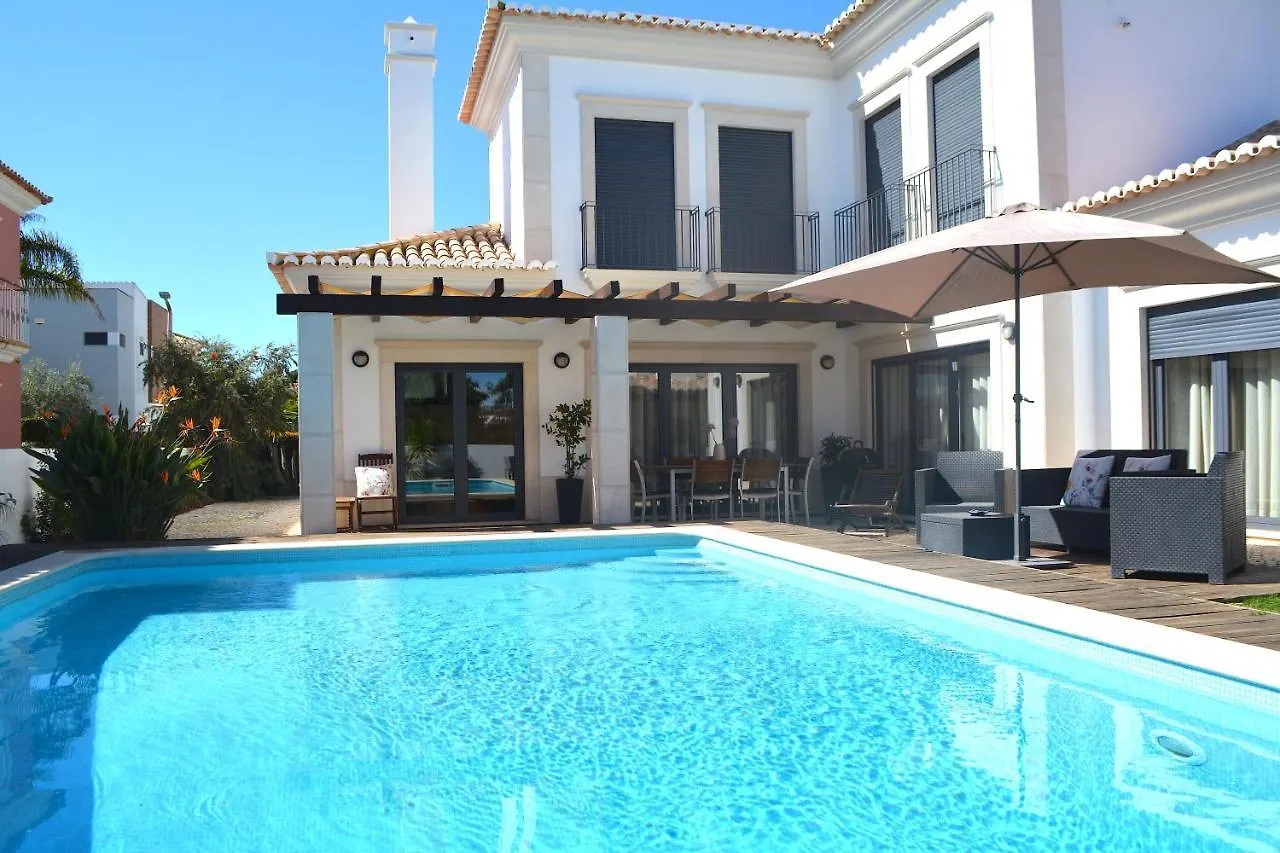 Casa Das Oliveiras - Moradia De Luxo T4 Na Praia De Faro Villa