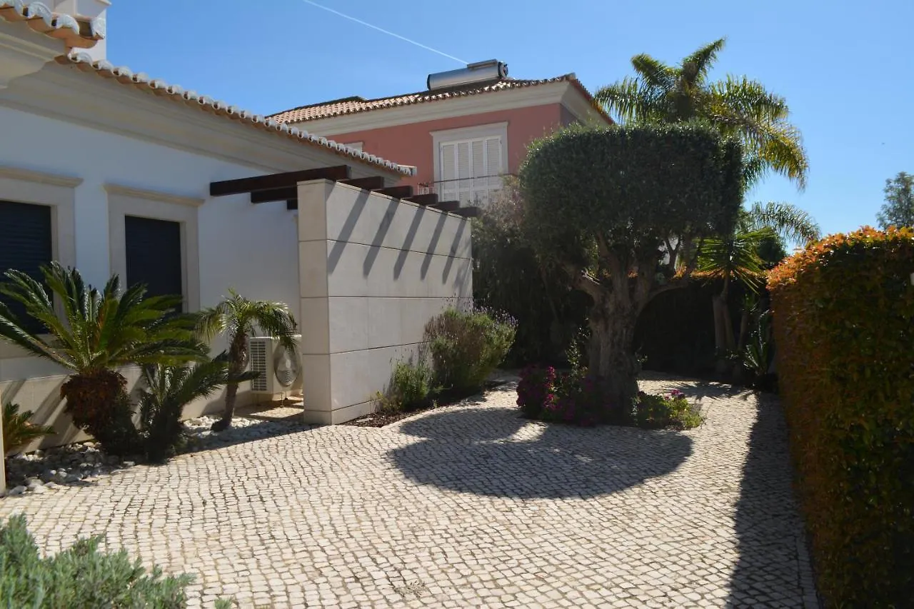 Casa Das Oliveiras - Moradia De Luxo T4 Na Praia De Faro Villa 0*,