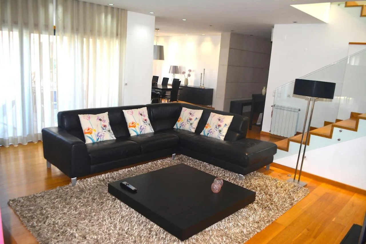 Casa Das Oliveiras - Moradia De Luxo T4 Na Praia De Faro Villa 0*,